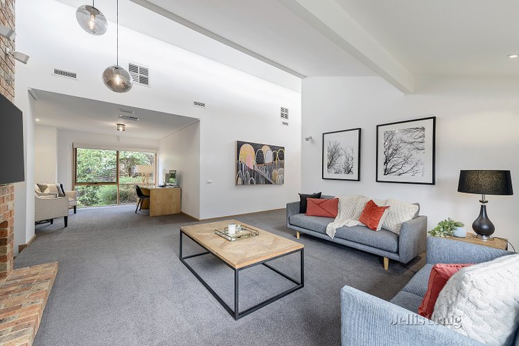 11 Parkville Place Donvale 3111
