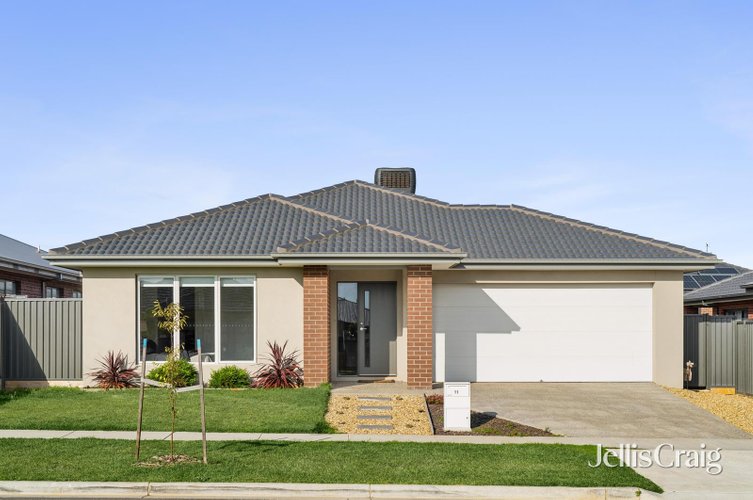 11 Pernonie Street  Lucas 3350