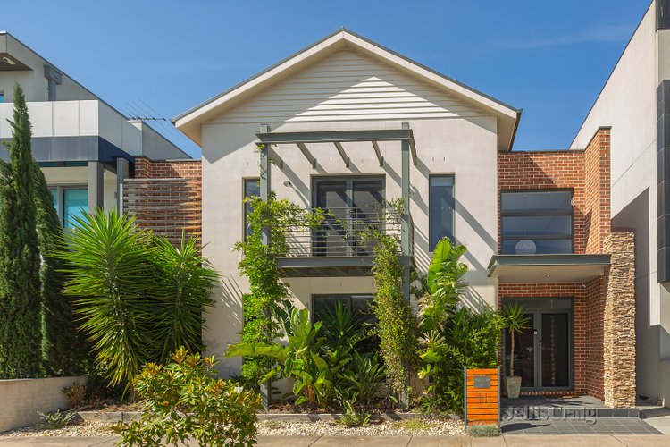 11 Pier Lane Maribyrnong 3032