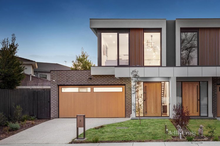11 Regal Avenue Doncaster East 3109