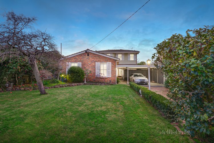 11 Salford Avenue Balwyn 3103