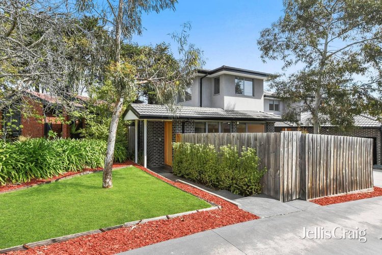1 1 Sampson Drive Mount Waverley 3149