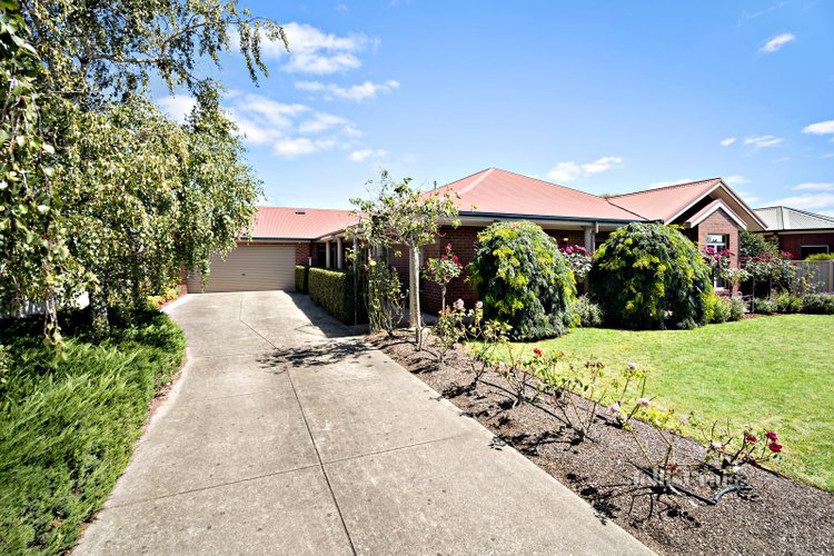 11 Scarborough Crescent Alfredton 3350