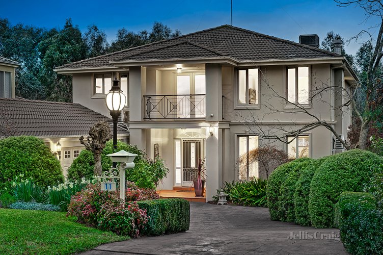 11 Scenic Drive Ashwood 3147