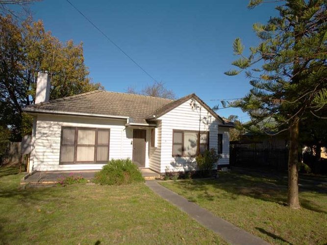 11 Sussex Street Ringwood 3134
