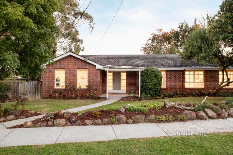 11 Tarcoola Drive Yallambie 3085