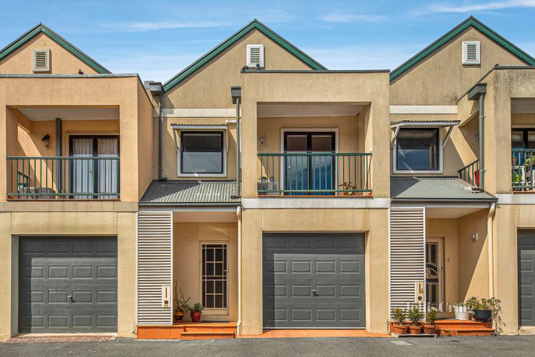 11 Taylor Mews Kensington 3031