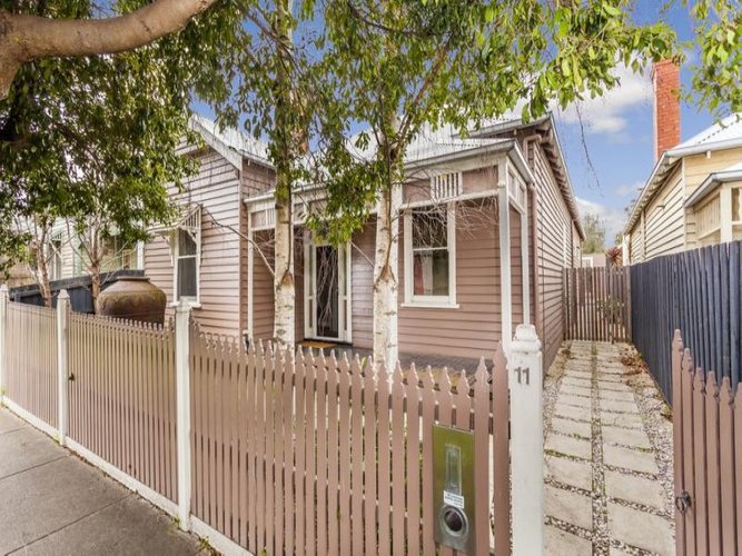 11 Thorne Street, East Geelong