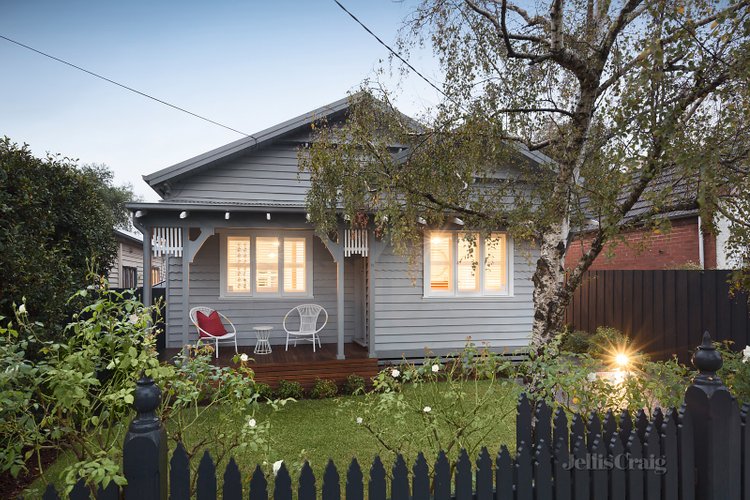 11 Tobin Avenue Northcote 3070