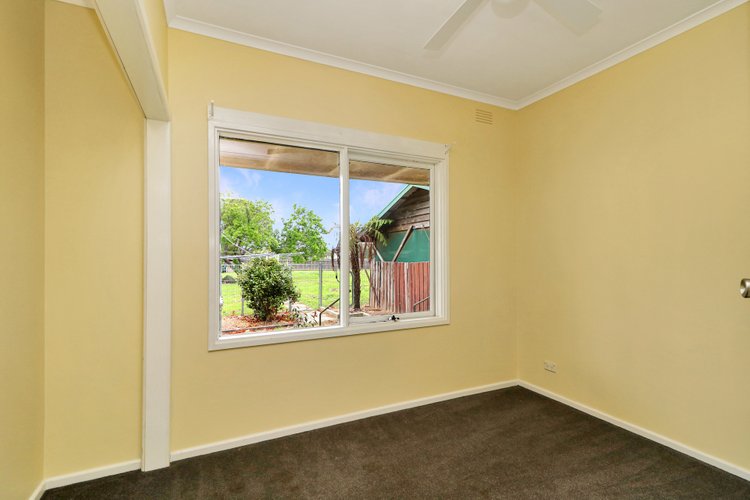 11 Warrens Road, Newmerella