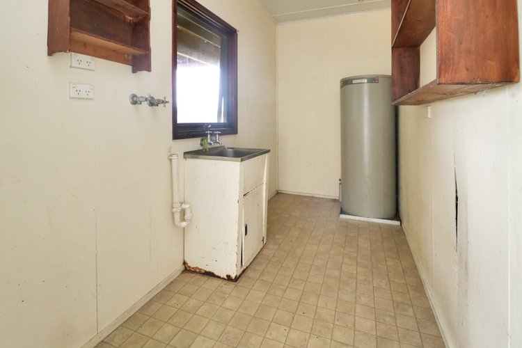 11 Warrens Road, Newmerella