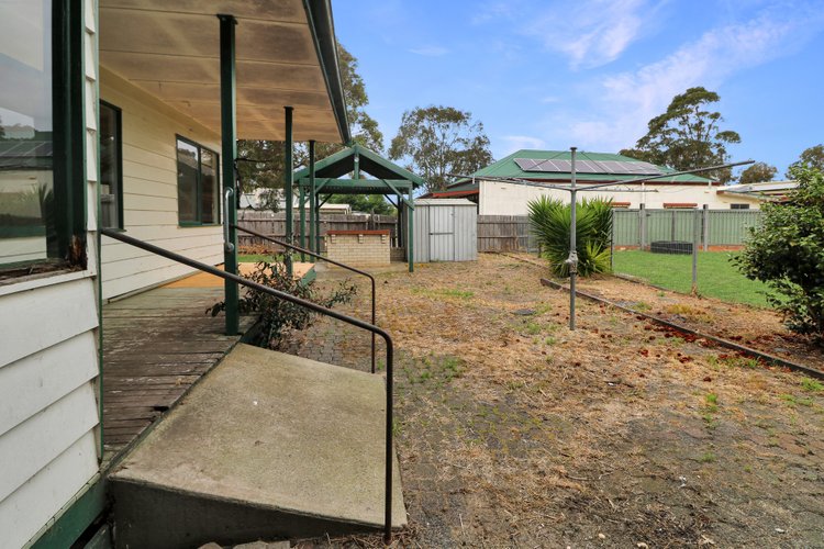 11 Warrens Road, Newmerella