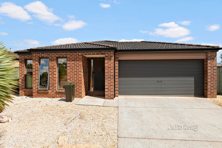 11 Waterside Close Miners Rest 3352
