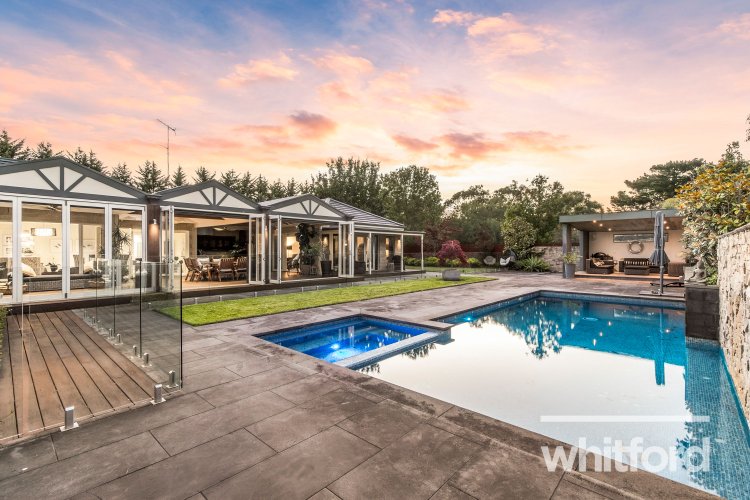 11 Wattle Grove, Wallington