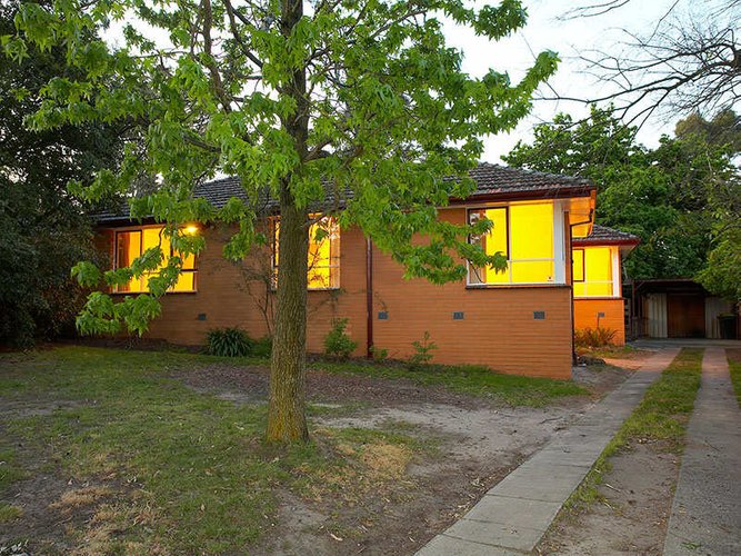 11 Weigela Court Forest Hill 3131
