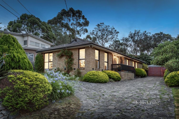 11 Wembley Close Briar Hill 3088