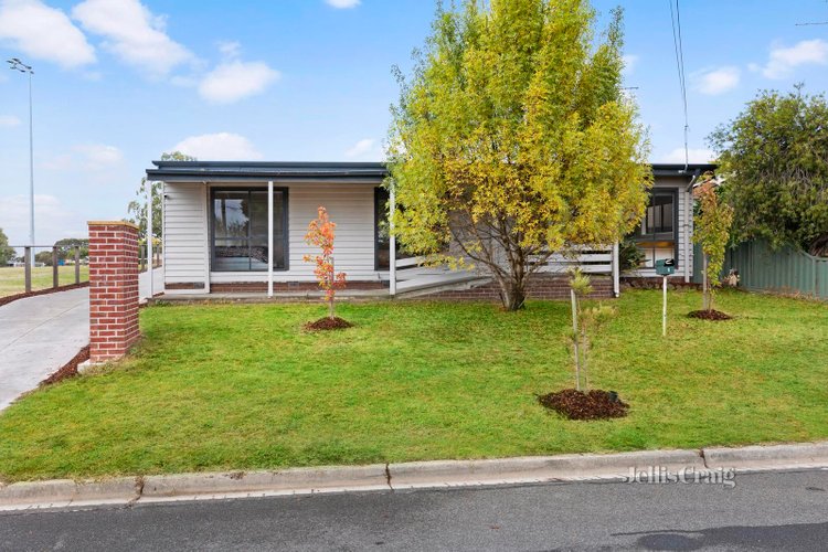1 1 Whitta Street Sebastopol 3356