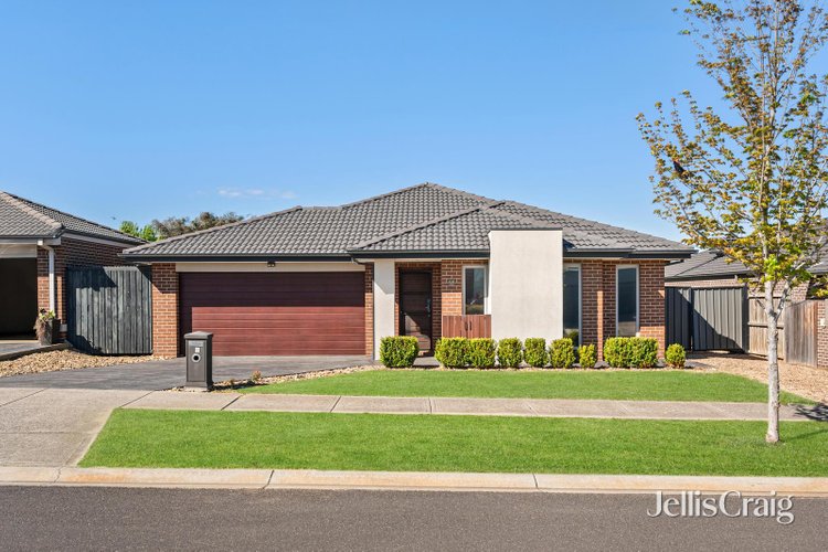 11 Zenith Road Beveridge 3753