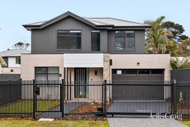 1 10 Catherine Street Mccrae 3938