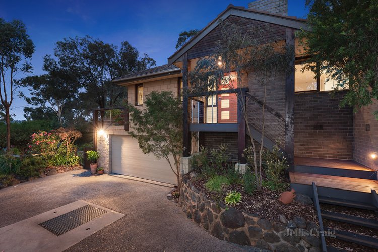 1/10 Shalbury Avenue Eltham 3095