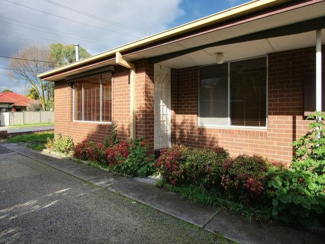 1 10 Wantirna Road Ringwood 3134