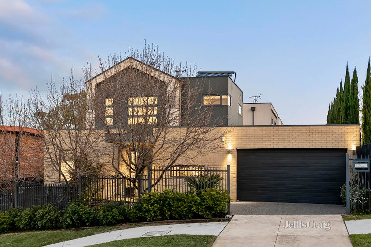 1 102 Atkinson Street Templestowe 3106