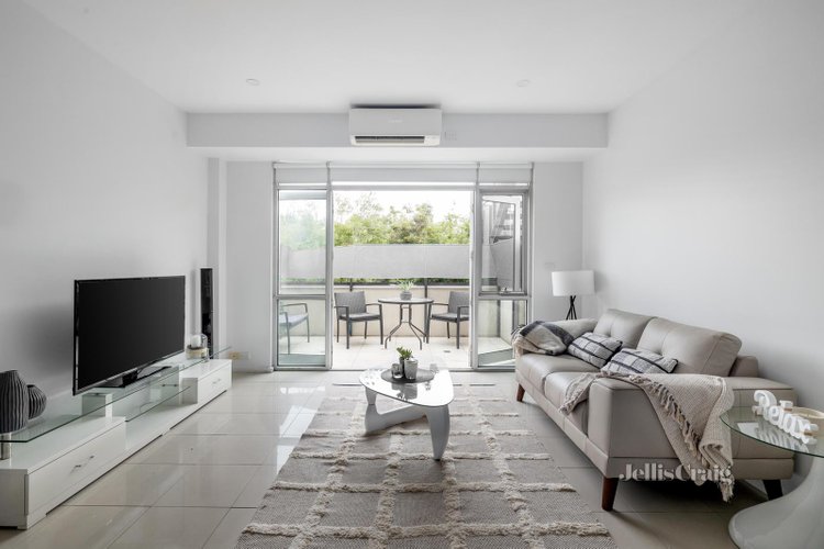 1 1021 Burke Road Camberwell 3124