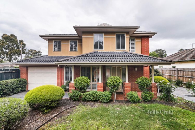 1 105 Green Street Ivanhoe 3079