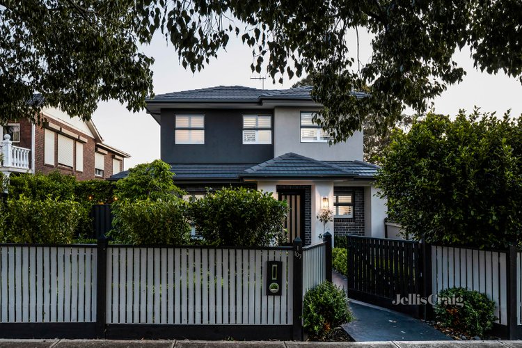 1 107 Essex Street Pascoe Vale 3044