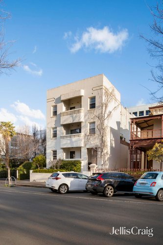 1 109 George Street East Melbourne 3002
