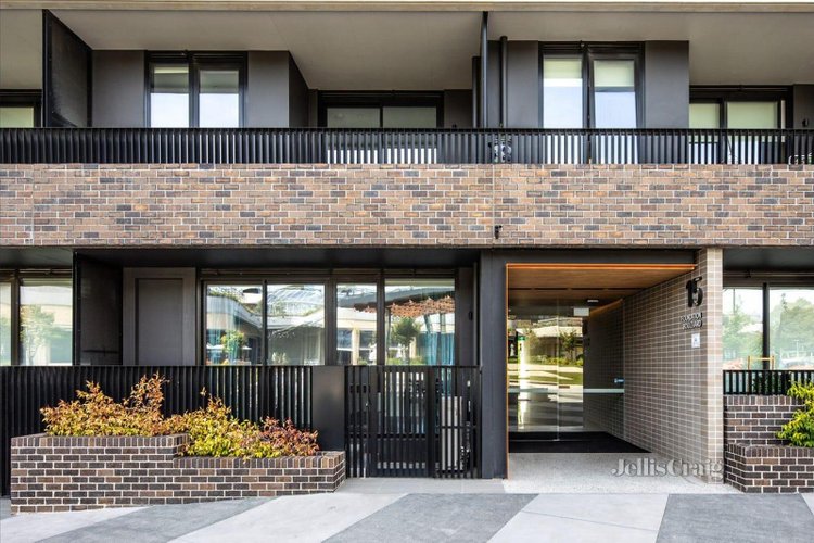 110d 15 Foundation Boulevard Burwood East 3151