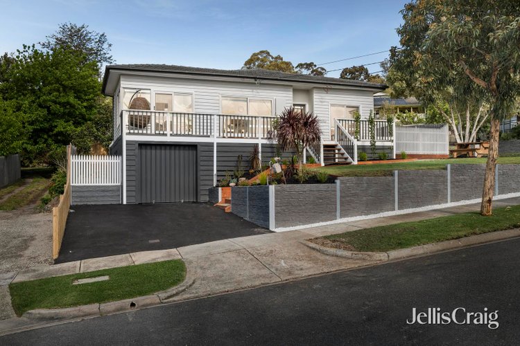 1 11 Albert Road Lilydale 3140