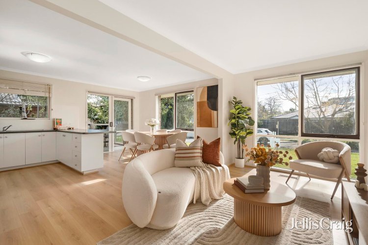 1 11 Albert Street Ringwood 3134