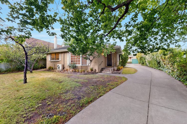 1/11 Allenby Road Canterbury 3126