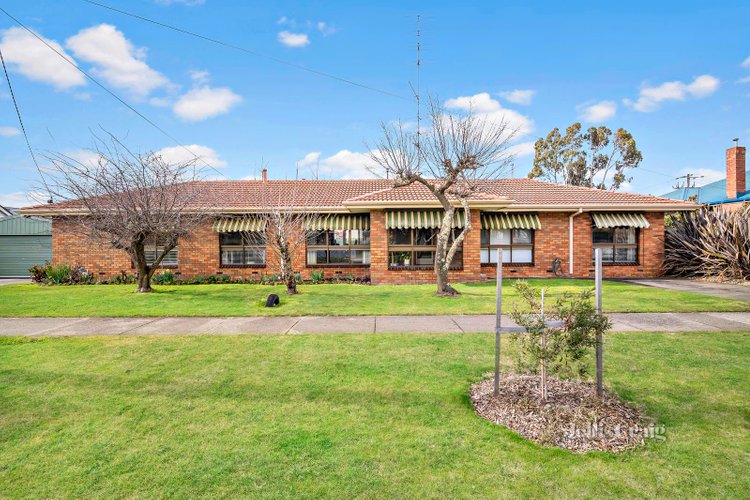 111 Beverin Street Sebastopol 3356