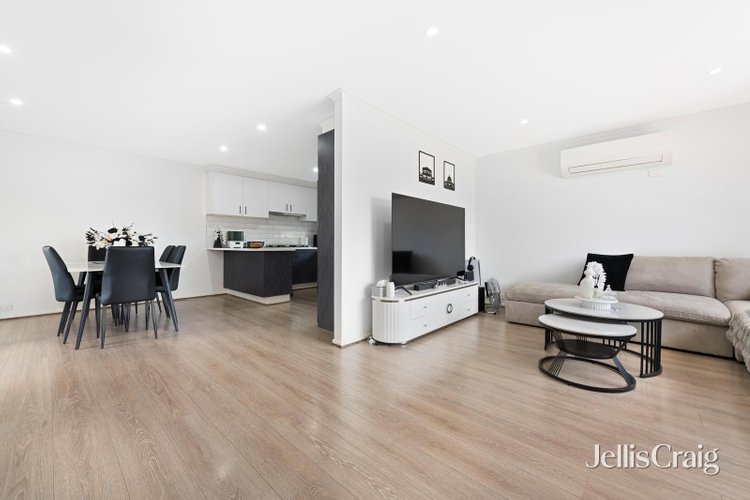 1 11 Elgata Close Meadow Heights 3048