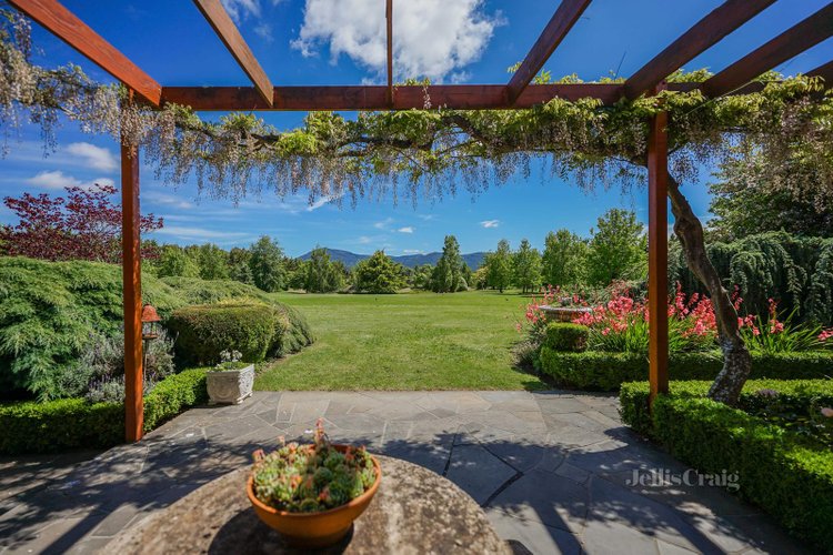 111 Kemp Road New Gisborne 3438