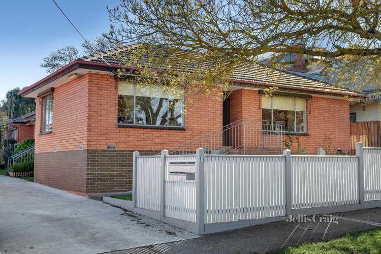 1 11 Langs Road Ivanhoe 3079
