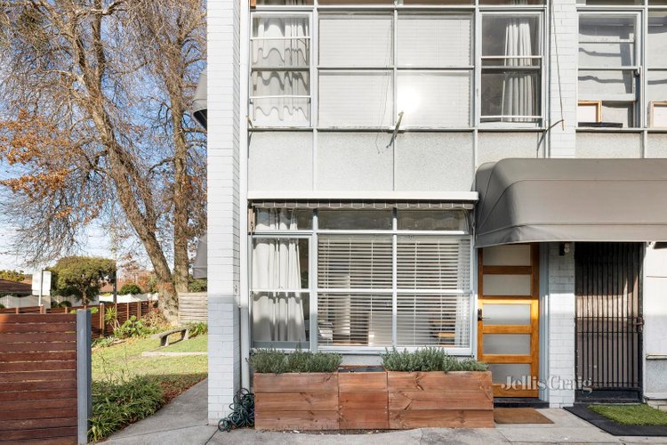 1 11 Murrumbeena Road Murrumbeena 3163