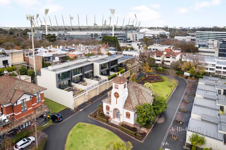 111 Wellington Parade South East Melbourne 3002