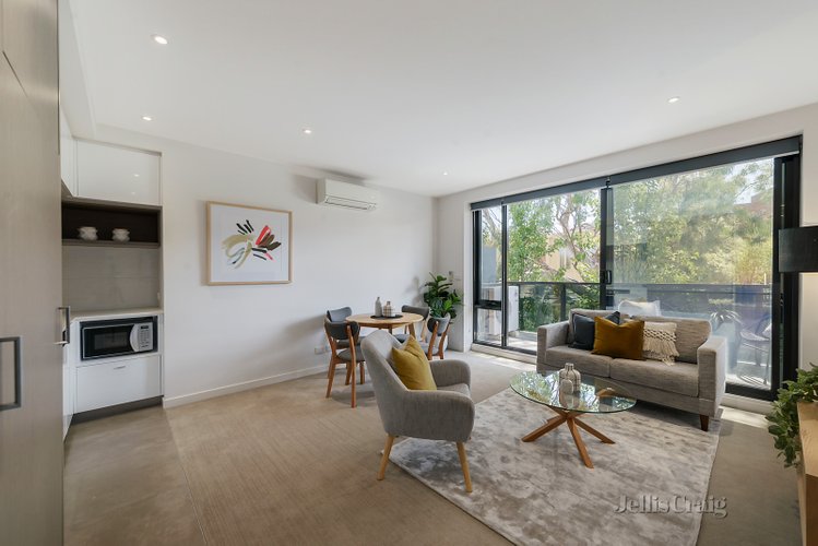 11/10-12 Llaneast Street Armadale 3143