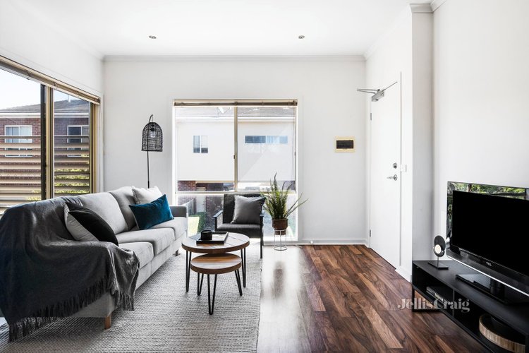 11 118-124 Melville Road Brunswick West 3055