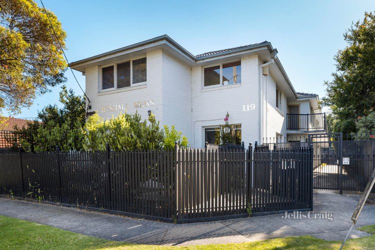 1 119 Rushall Crescent Fitzroy North 3068