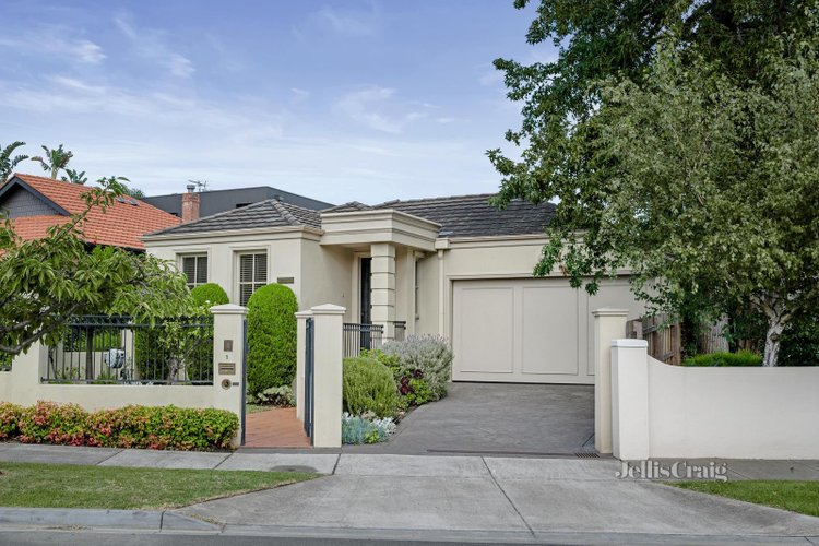 1 12 Allenby Avenue Glen Iris 3146