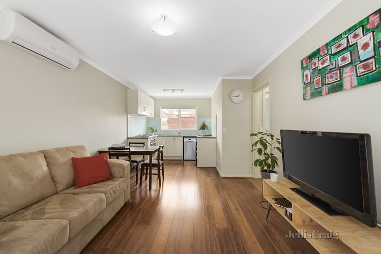 11/2 Dundas Street Thornbury 3071