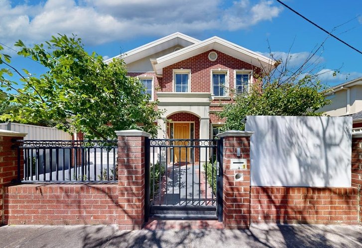 1/12 Neville Street Carnegie 3163