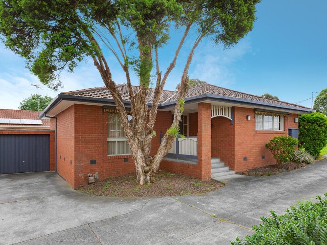 1 12 Quarry Road Mitcham 3132