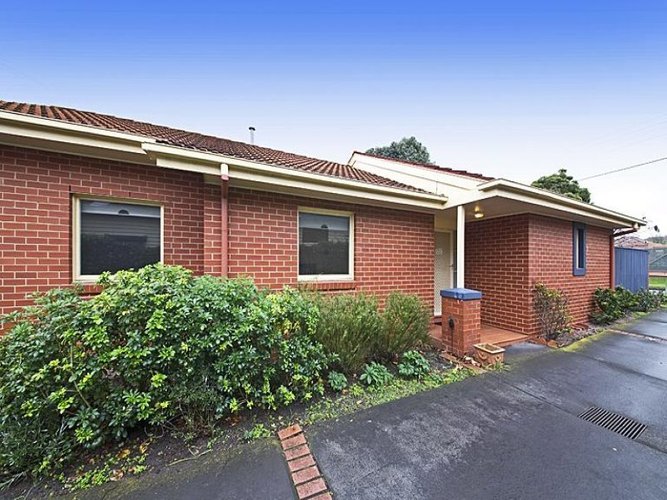 1/12 Rosanna Street Carnegie 3163