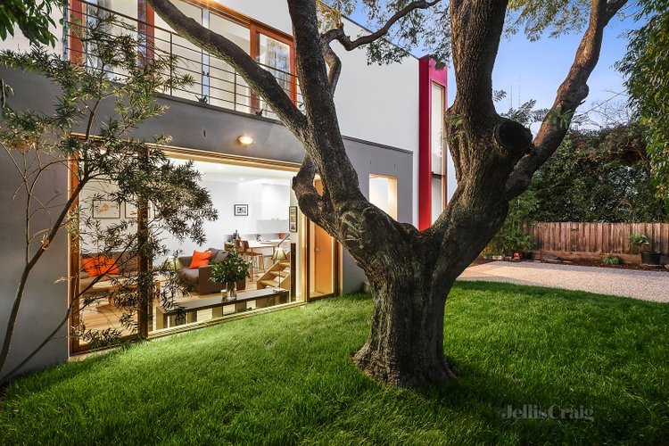 1/12 Wyuna Road Caulfield North 3161