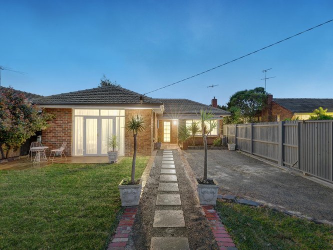 1 121 Tambet Street Bentleigh East 3165